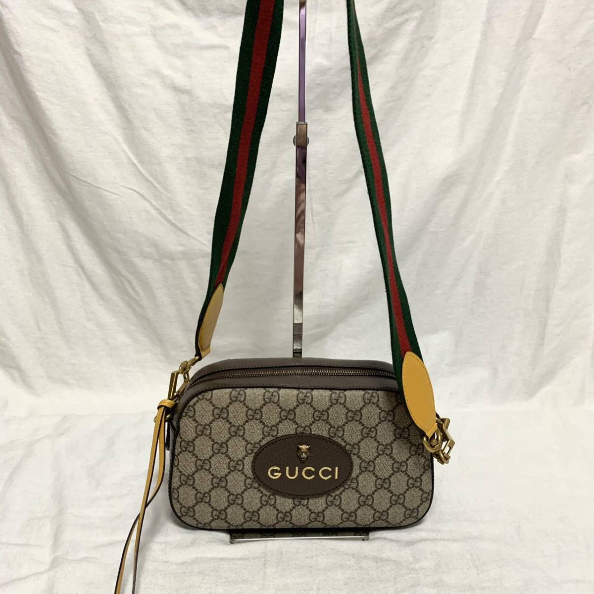 PayPayフリマ|美品 定価123200円 GUCCI グッチ ネオ ヴィンテージ GGスプリームシェリーラインショルダーバッグ メッセンジャーバッグ  476466 498879