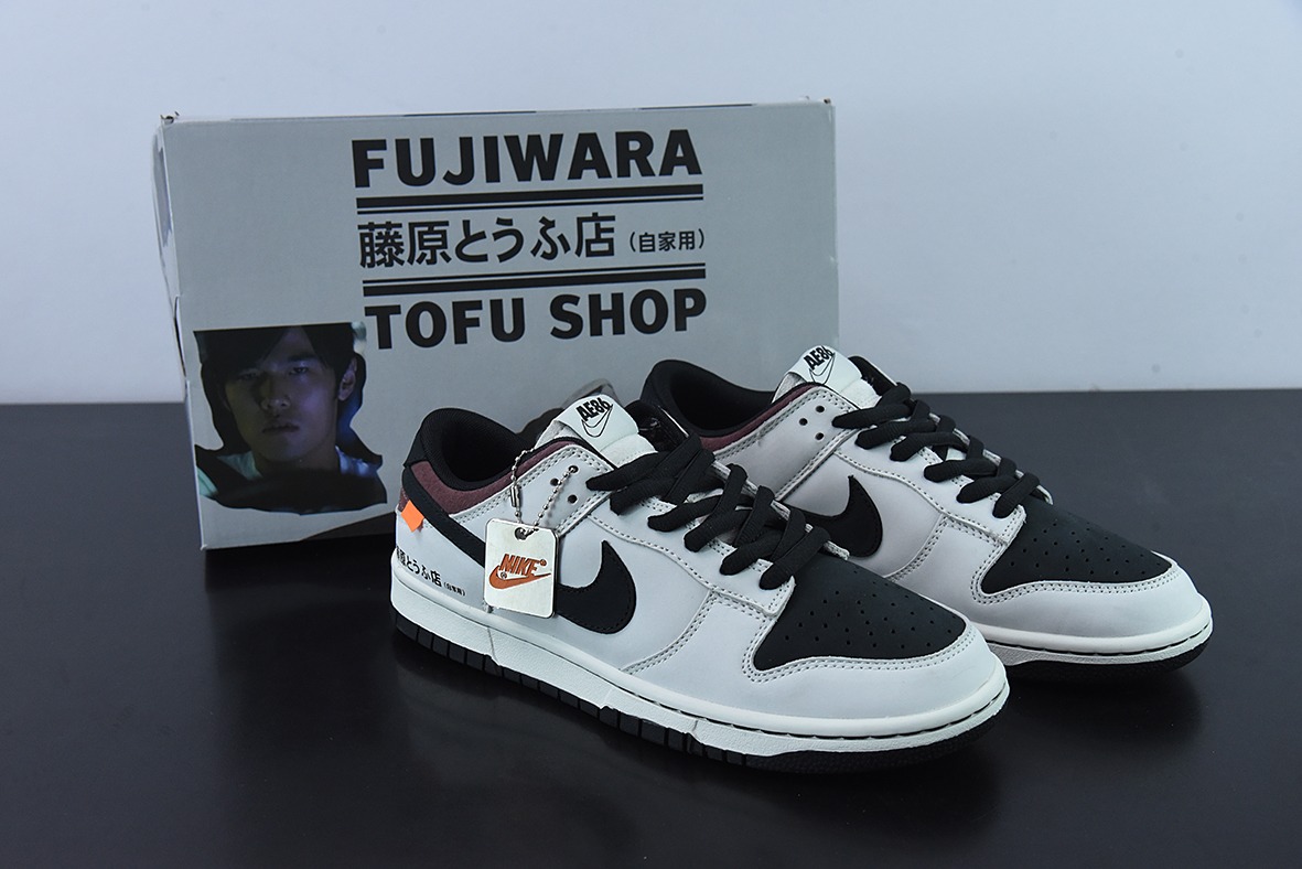 耐克Nike x SB Dunk LowINITIAL DToyota AE86定制联乘日本青年人气动漫《头文字D 》米白黑紫藤原拓海扣篮系列低帮运动滑板板鞋纯原版本货号:AE1391-086-莆田高仿鞋社区