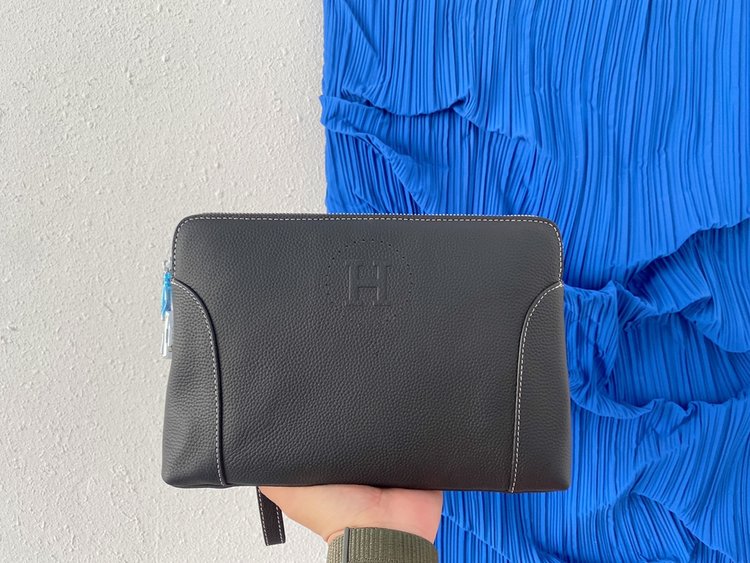 Hermes(エルメス) クラッチバッグ 28 x 17 cm - 画像 (10)