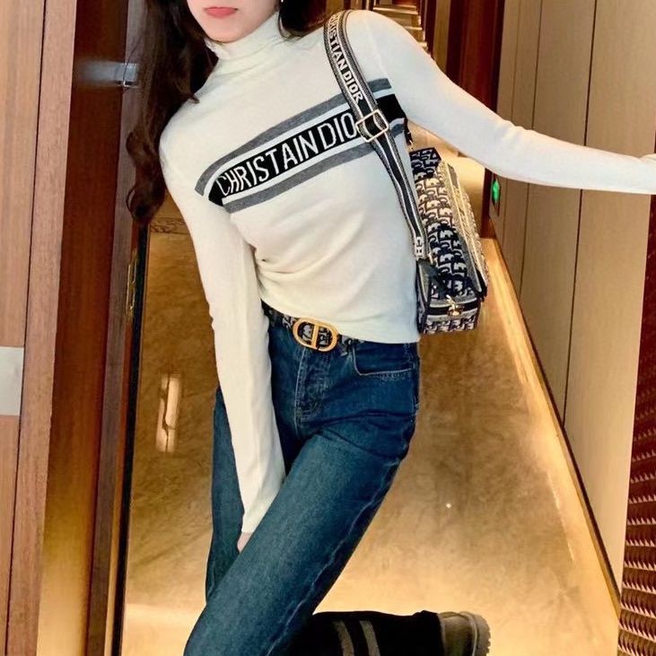 DIORスリムフィットのストレッチタートルネックニット - 画像 (3)