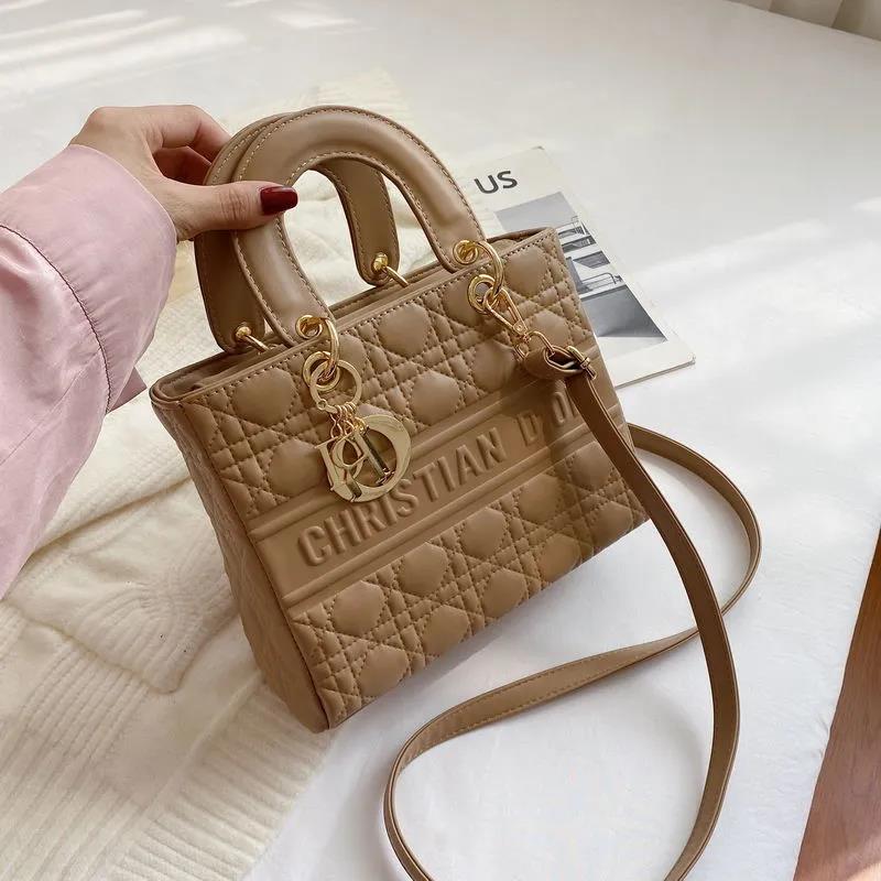 🔥Dブランドファッション レトロなエンボスハンドバッグ👜【50%OFF+代金引換送料無料】 - 画像 (13)