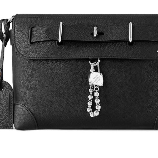 Louis Vuitton Steamer Crossbody black