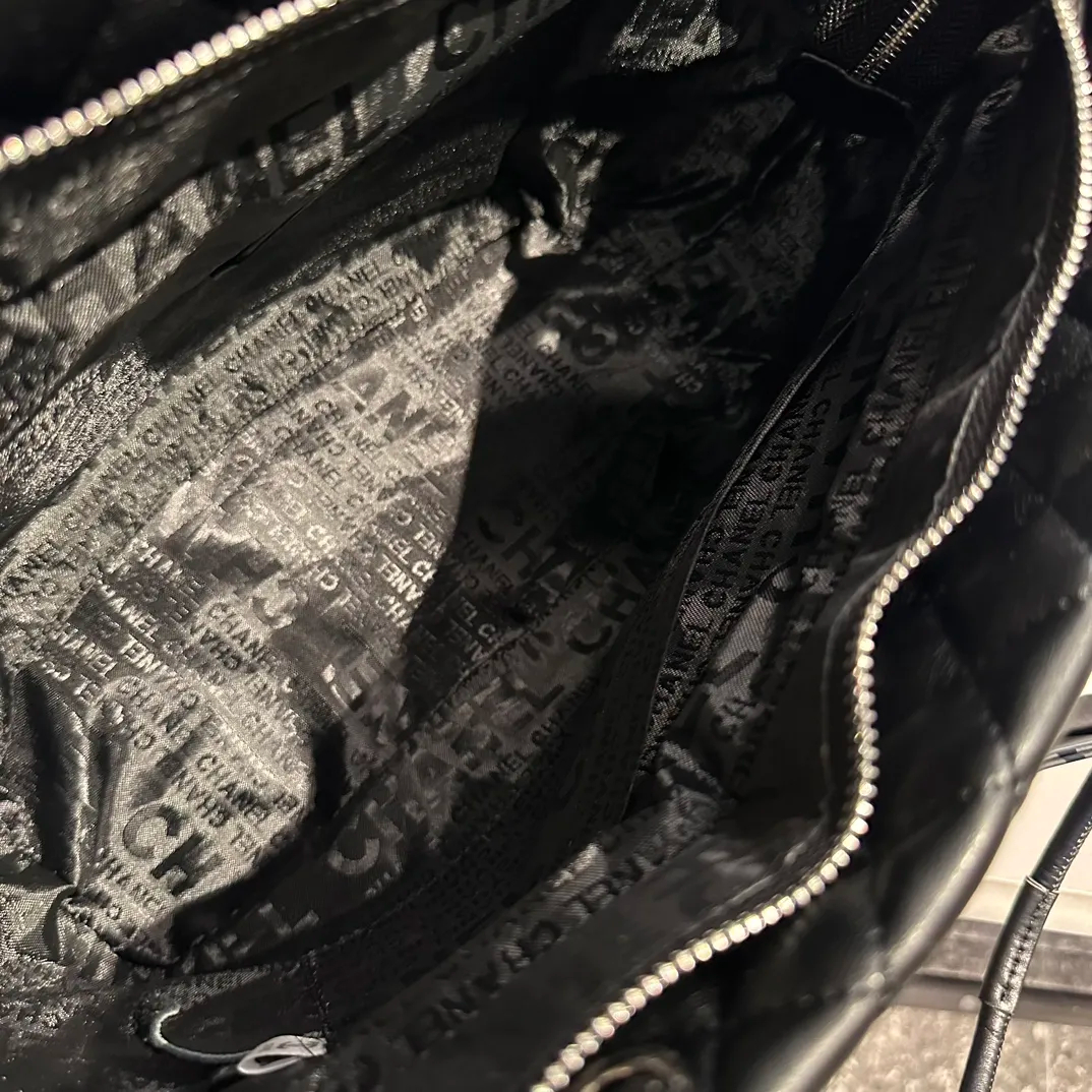 【トレンドのバイカラー♪】CHANEL シャネル ショルダーバッグ - 画像 (4)