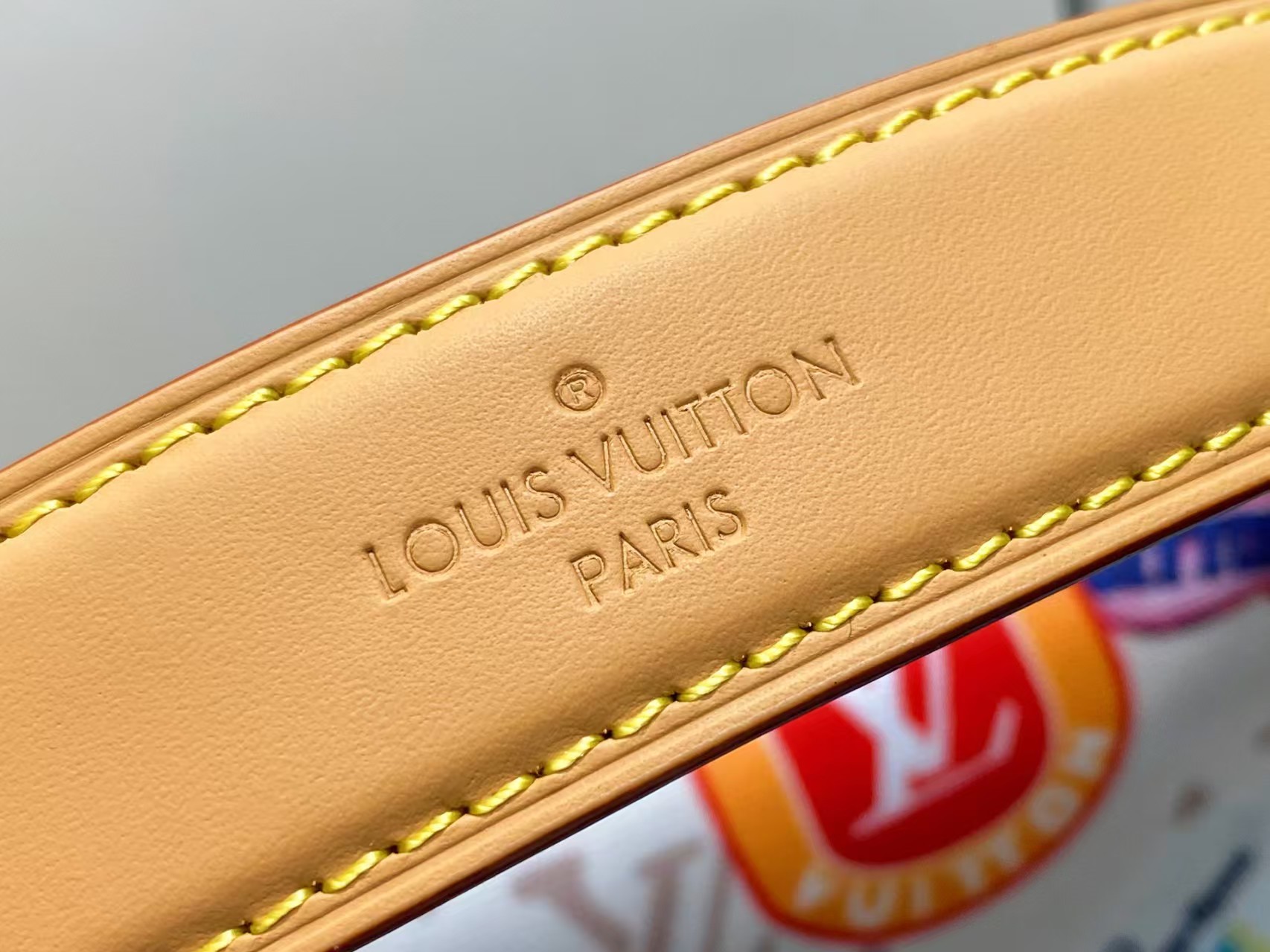 NEW L&V ハンドバッグ ボックスレザーボーダー 落書き - 画像 (5)