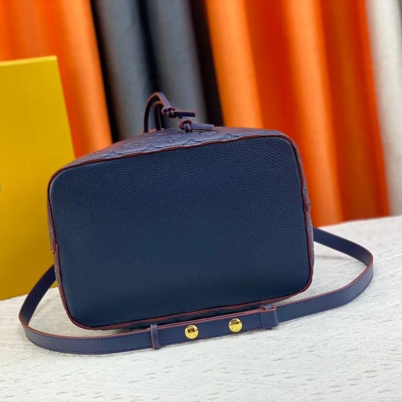 Louis Vuitton お洒落な【ネオノエバッグ MM】レザー 多用途 M45256 M45306 M44022 - 画像 (41)