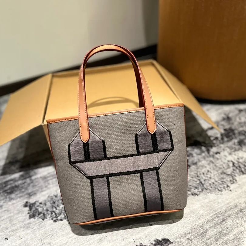 HERMES キャンバス製野菜バスケット - 画像 (15)