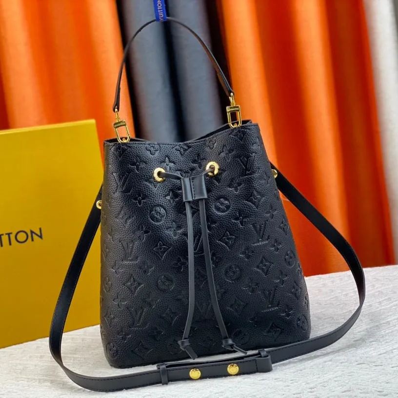 Louis Vuitton お洒落な【ネオノエバッグ MM】レザー 多用途 M45256 M45306 M44022
