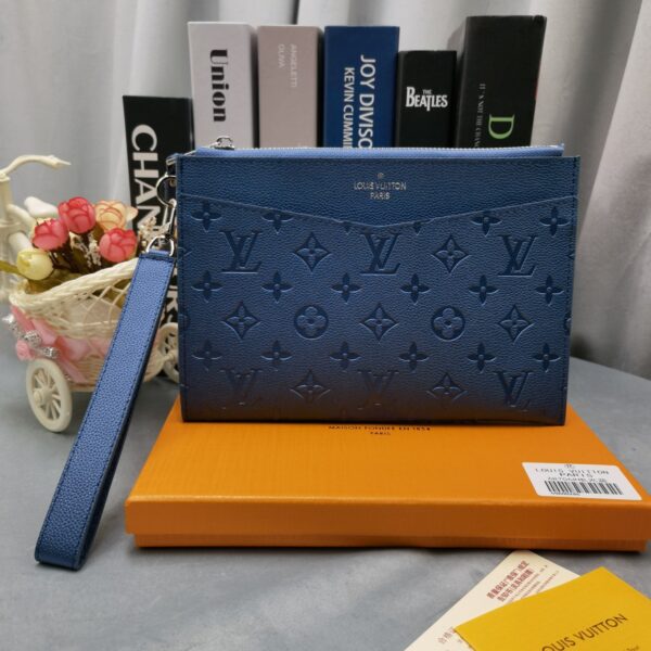 【LOUIS VUITTON】ポシェット・ヴォワヤージュ MM モノグラム