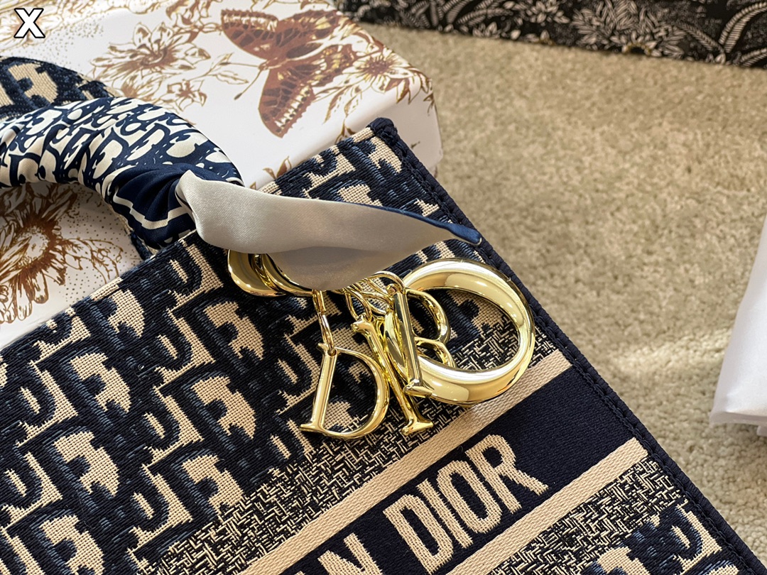 Diorディオールダイアモンドバッグ 21秋冬新作高級立体刺繍 - 画像 (3)