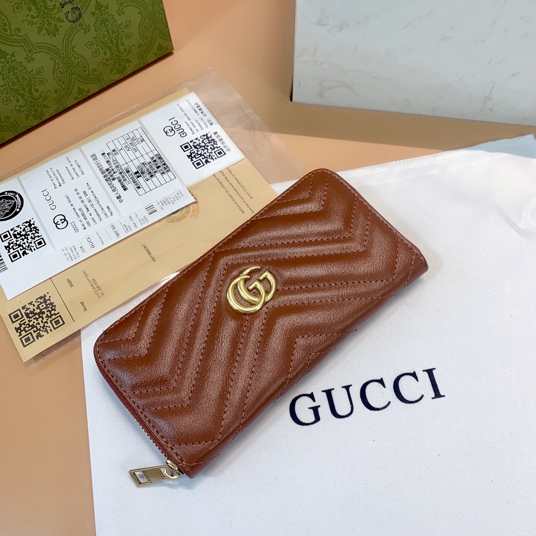 【GUCCI】GGマーモント 2.0 スモール ショルダーバッグ ブラウン - 画像 (4)