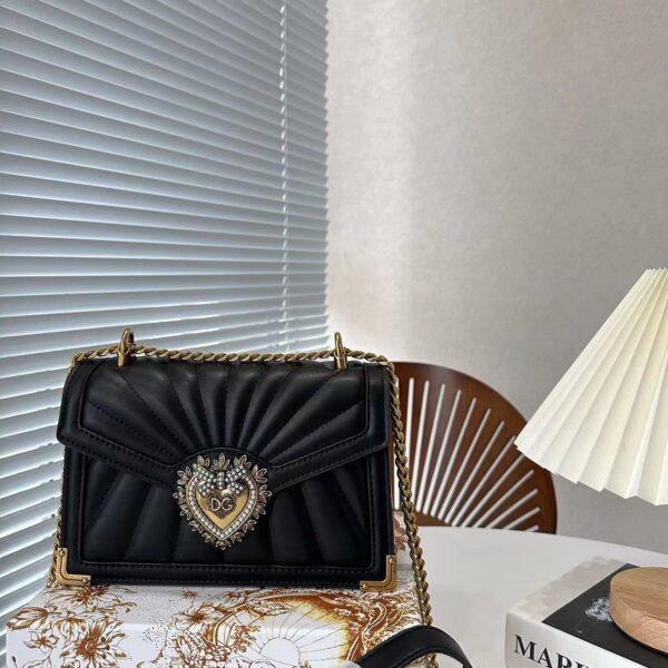 D&G DEVOTION ショルダーバッグ【送料無料】