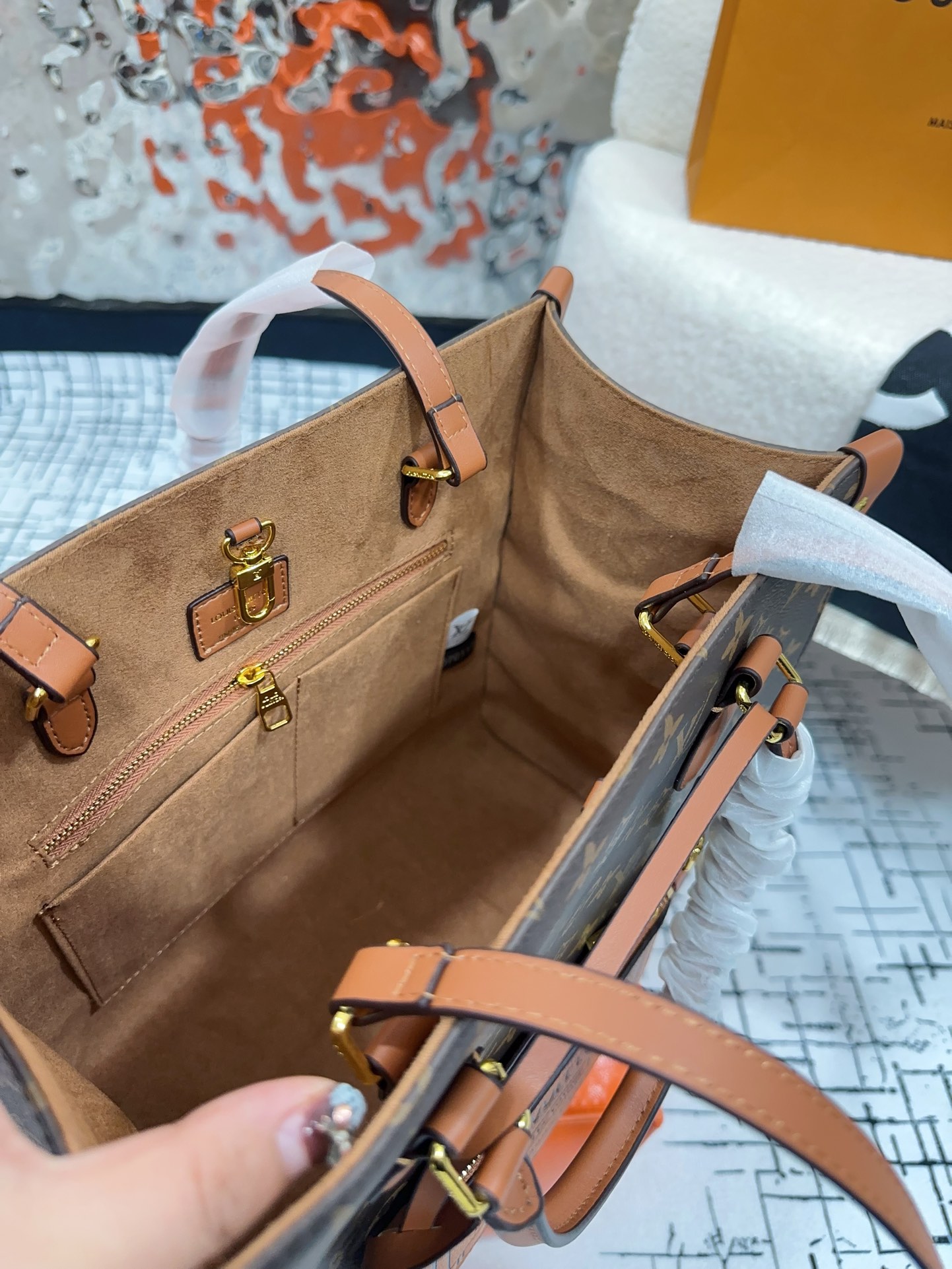 Louis Vuitton(ルイヴィトン) コストパフォーマンスの王様 onthego マミーバッグ 新モデル発売 - 画像 (37)