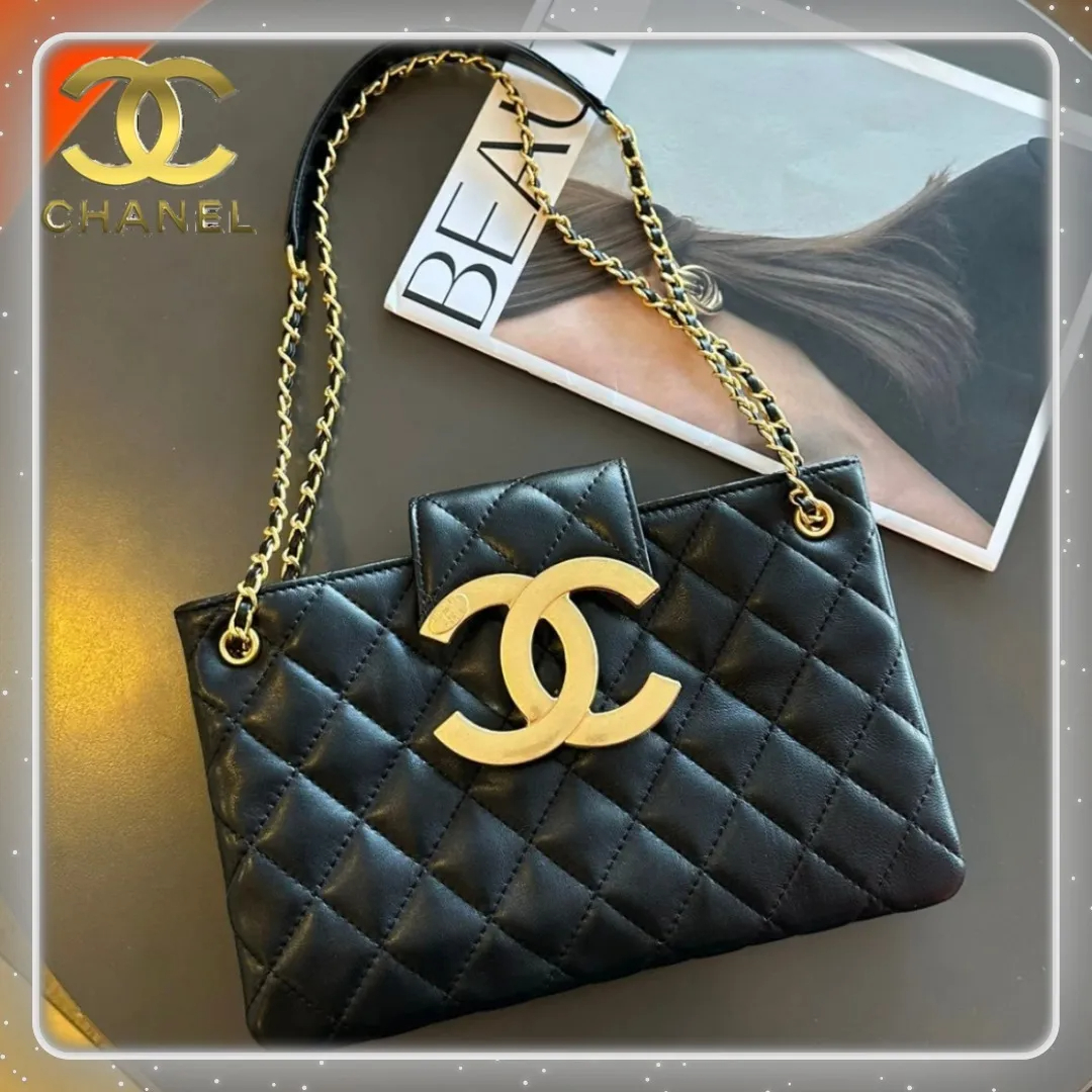 【CCロゴが存在感◎】CHANEL スモールショッピングバッグ 24C - 画像 (6)