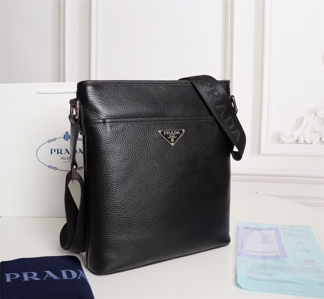 【PRADA 公式旗艦店】プラダ ショルダーバッグ 当日出荷 好評に付き再入荷!25*27*5CM - 画像 (3)