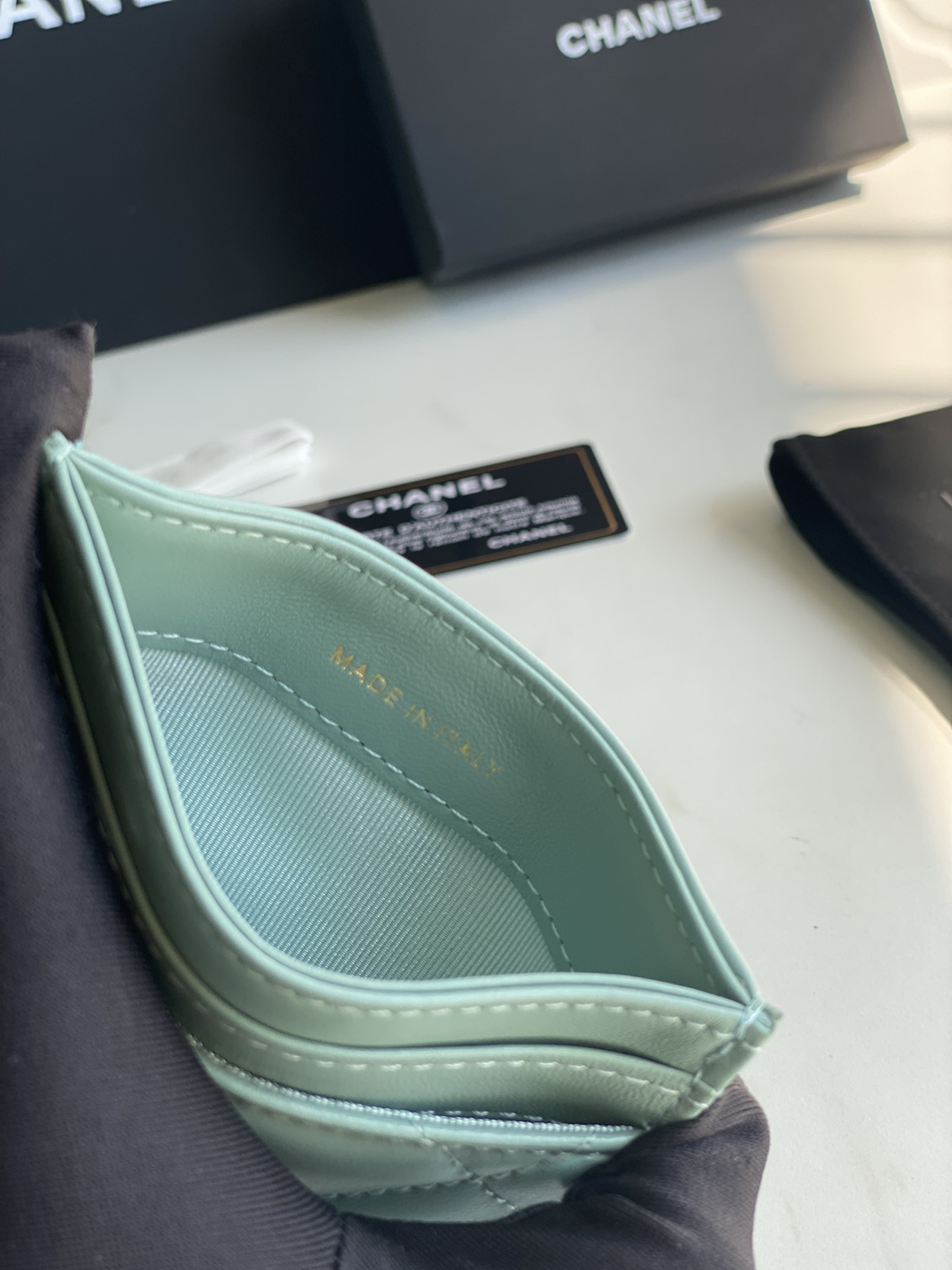 CHANEL 19 CARD HOLDER AP1167 - 画像 (4)