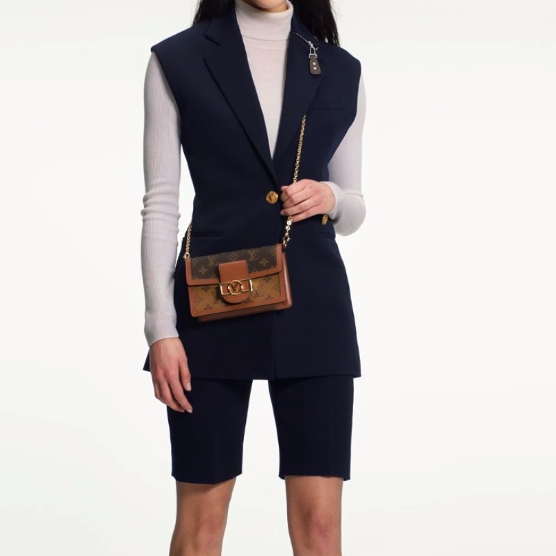 人気!【LOUIS VITTON】モノグラム チェーン ショルダーバッグ - 画像 (9)