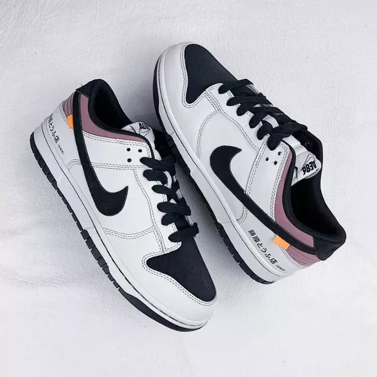 ★NIKE★送関込★激レア確定!世界が欲しがるプレミアムな逸足♪ 【今年の新商品】【新商品発売】頭文字D×NIKE Low Dunks - 画像 (6)