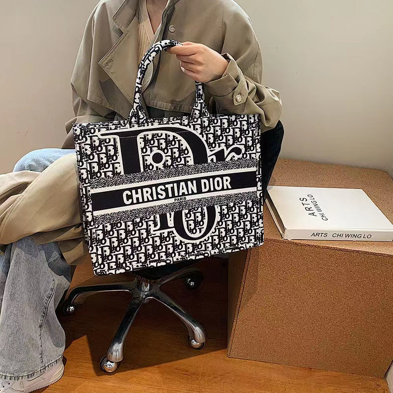 💮期間限定販売💮ブランドD フランス製ハンドバッグ トレンドのマストアイテム【送料無料】 - 画像 (13)