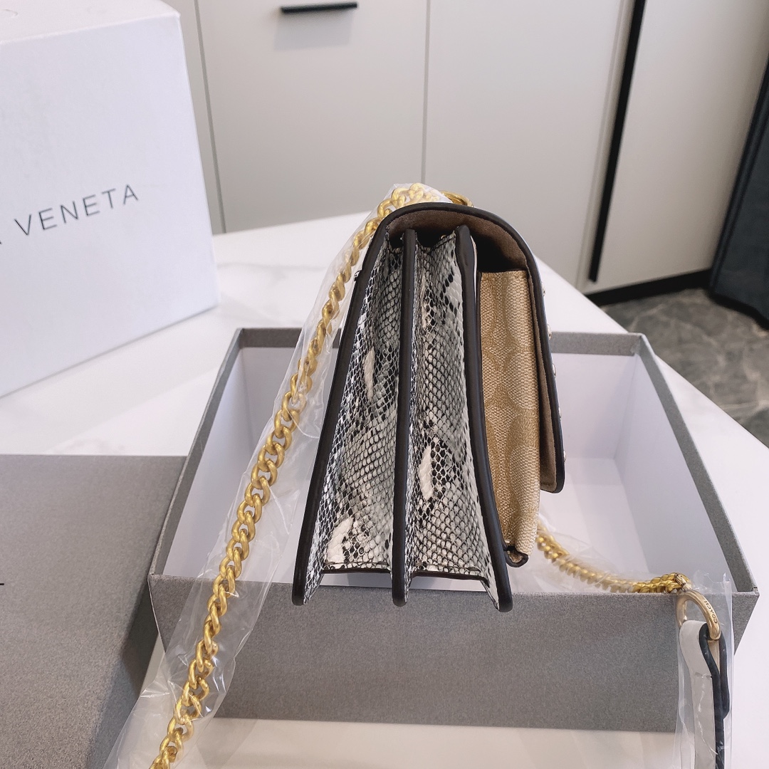 Coach コーチ メッセンジャーバッグ 21*15*7cm - 画像 (5)