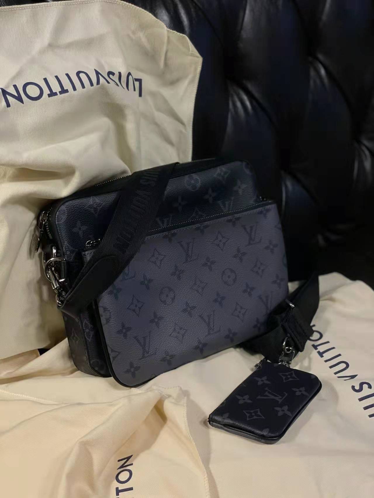 ルイヴィトン★最新作M69443 トリオ・メッセンジャーバッグ★関税込み - 画像 (7)