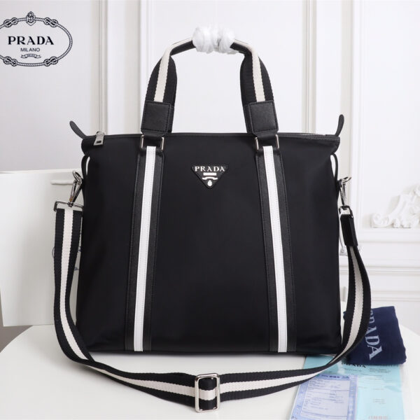 【PRADA 公式旗艦店】プラダ ハンドバッグ 当日出荷 好評に付き再入荷！40*36*13CM