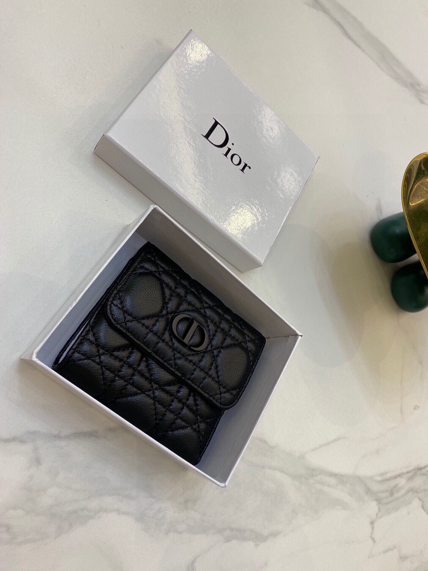 【DIOR】即発!DIOR CARO 三つ折り コンパクトウォレット ミニ財布 - 画像 (2)