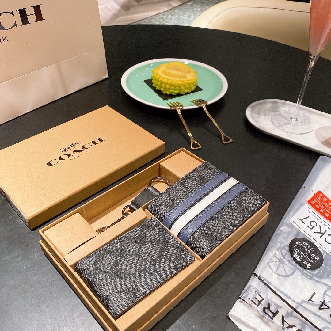 ★COACH★新品 メンズ 財布 ギフトボックス ウォレット カードホルダー キー