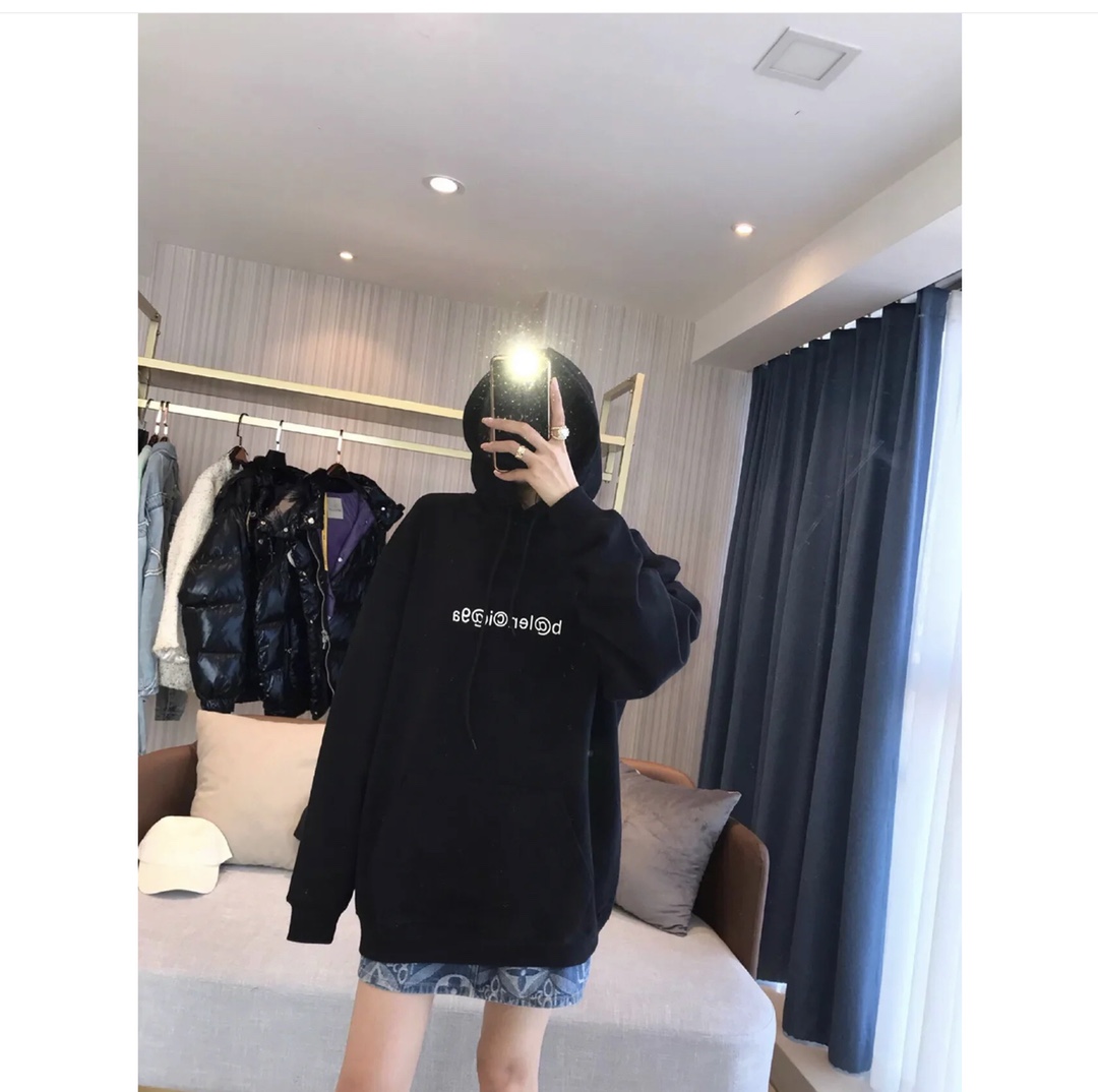 【BALENCIAGA】バレンシアガ 男女兼用、ご好評に付き再入荷! - 画像 (4)