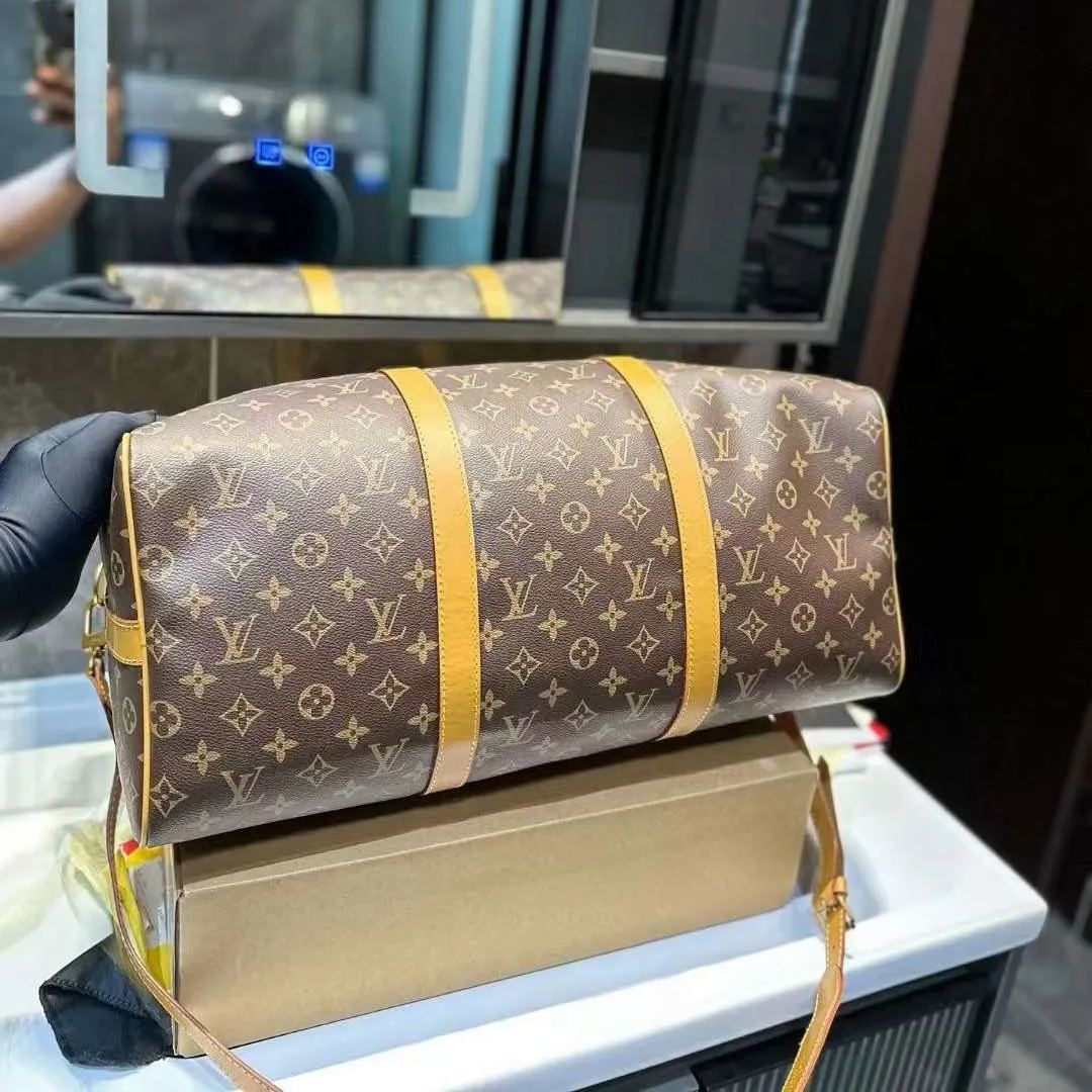 LOUIS VUITTON キーポルバンドリエール50.0x 29.0cm - 画像 (8)