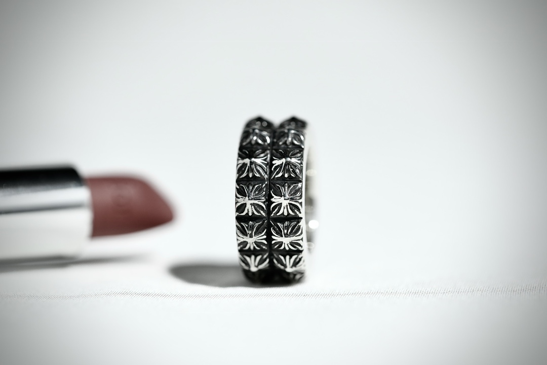【Chrome Hearts】 男性と女性のためのクロエハートファッションパーソナリティリング - 画像 (3)