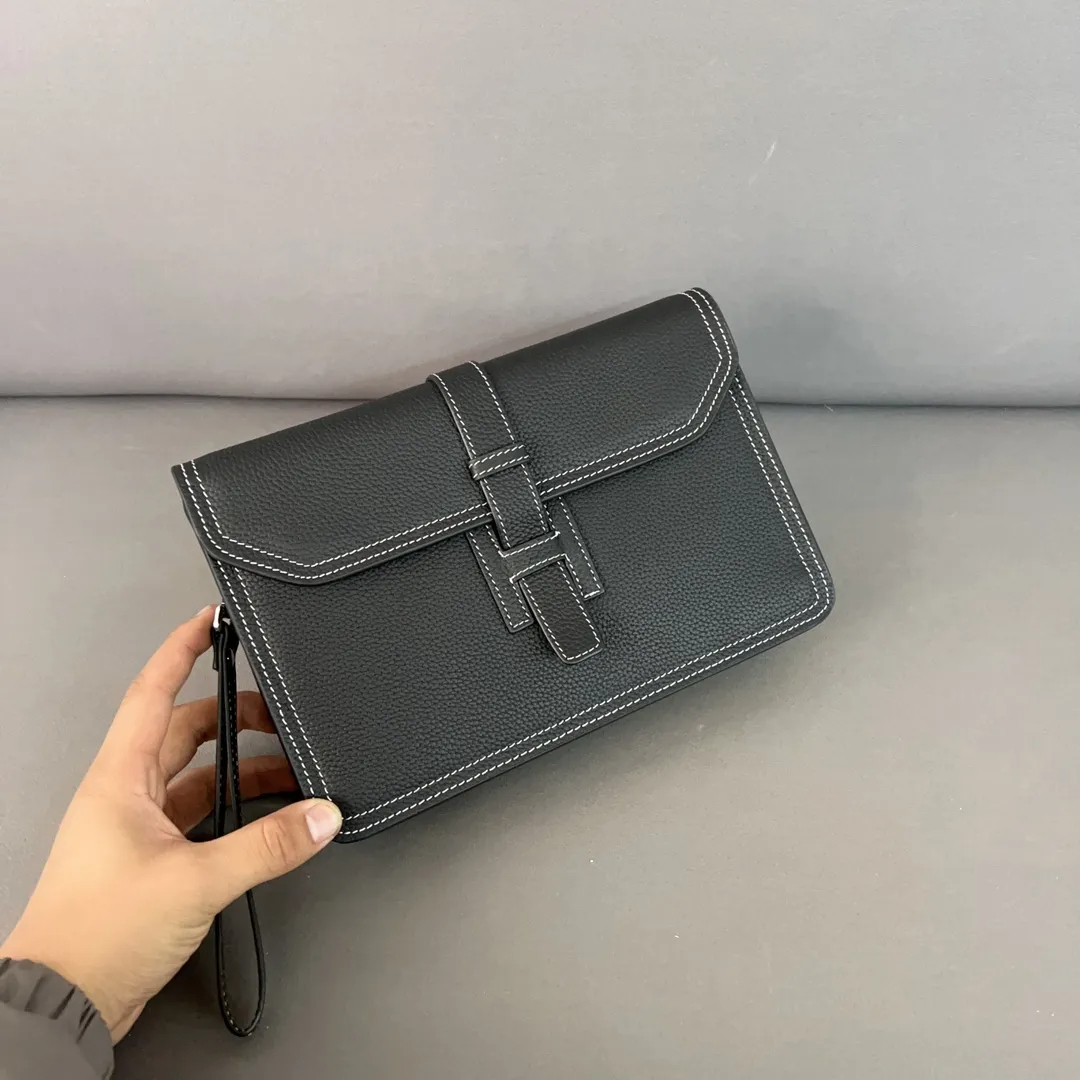 【HERMES 公式旗艦店】エルメス クラッチバッグ 当日出荷 好評に付き再入荷!26*17CM - 画像 (2)