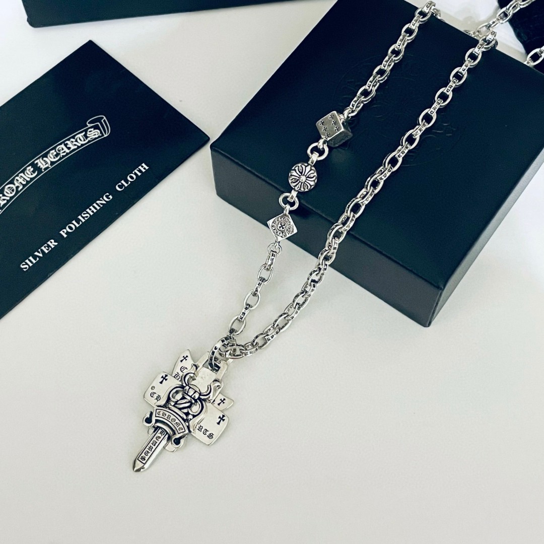 ネックレスを着用する【Chrome Hearts】ネックレス、新しいネックレス万能シンプルファッションオーナメント - 画像 (6)