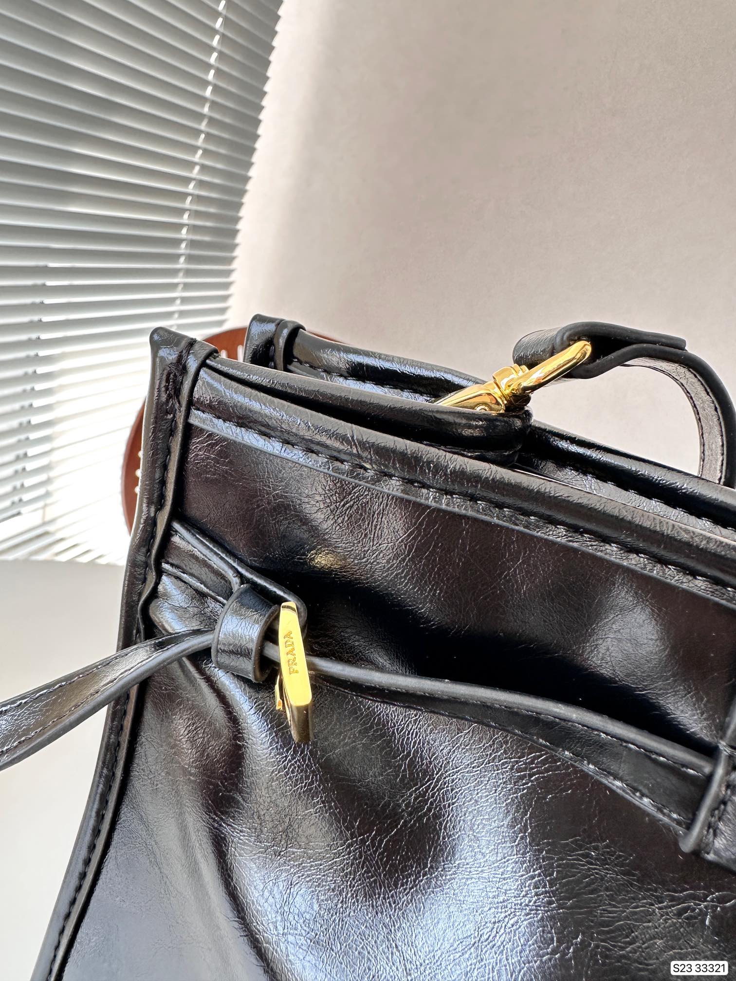 【PRADA 公式旗艦店】 プラダ 斜めがけバッグ当日出荷 好評に付き再入荷38*30CM - 画像 (7)