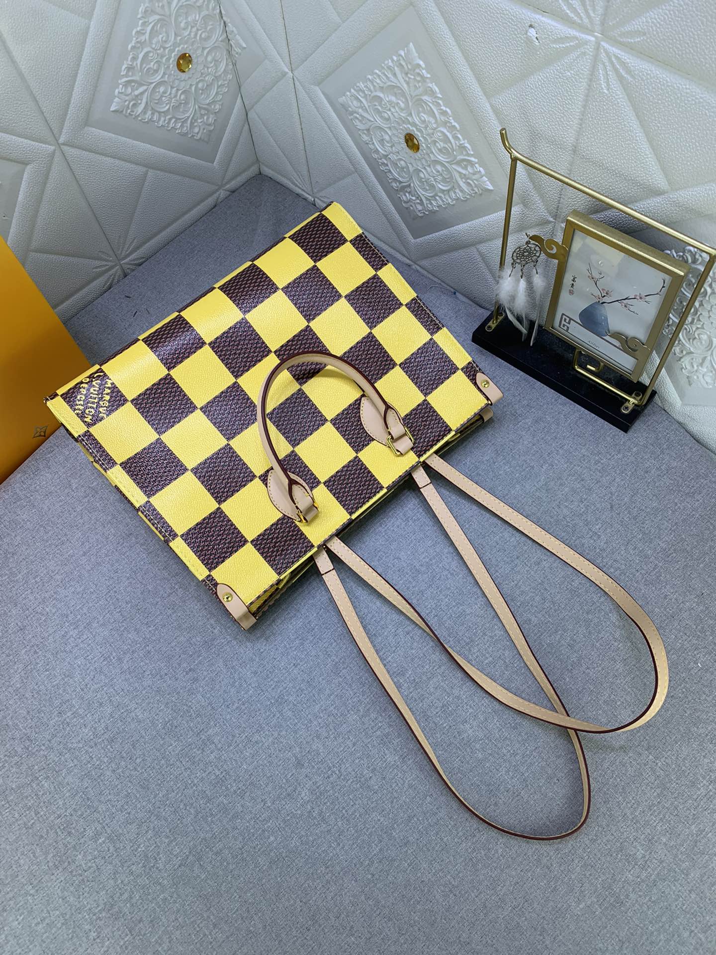 【LOUIS VUITTON】LV 新品ONTHEGO ミディアム ハンドバッグ - 画像 (3)