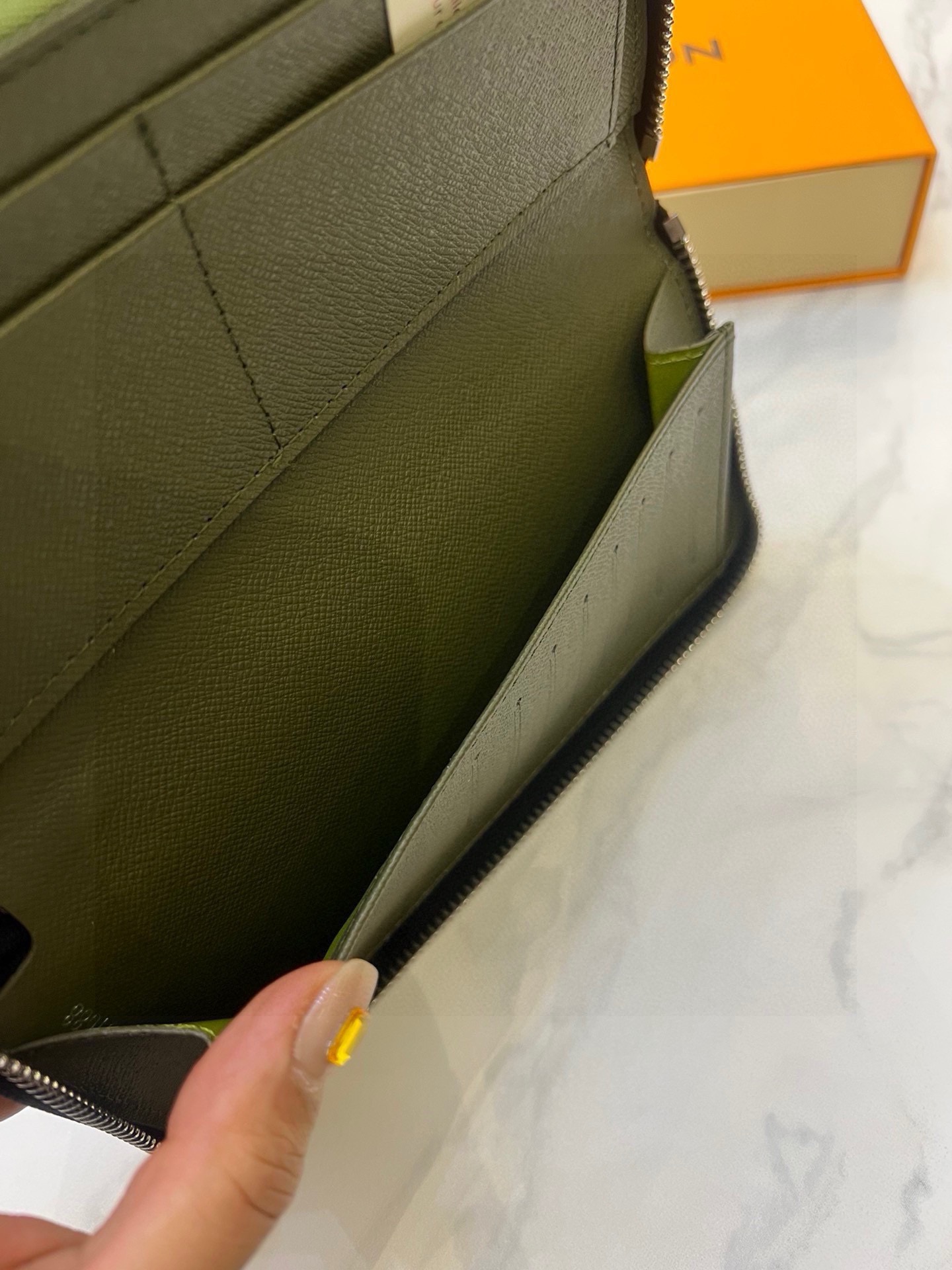 ☆Louis Vuitton☆ 新しいスタイルのウォレットジッパーバッグ - 画像 (10)