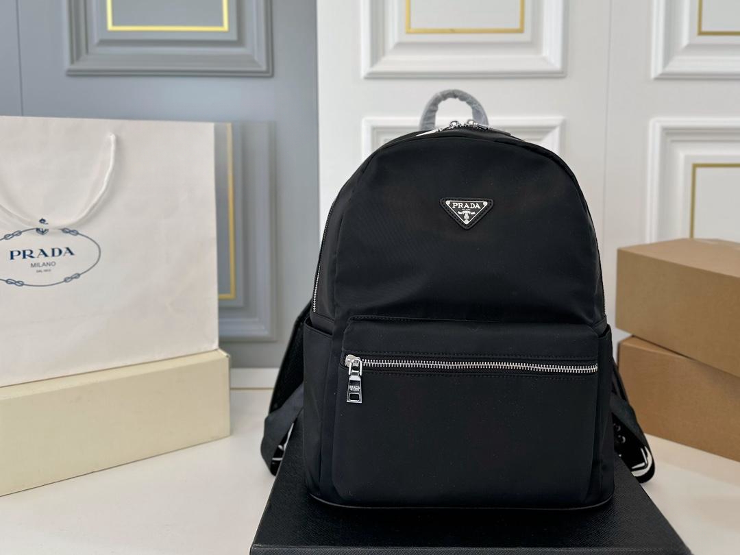 【PRADA 公式 旗艦店】プラダ リュックサック当日出荷 好評に付き再入荷!31*36CM 240719 - 画像 (2)