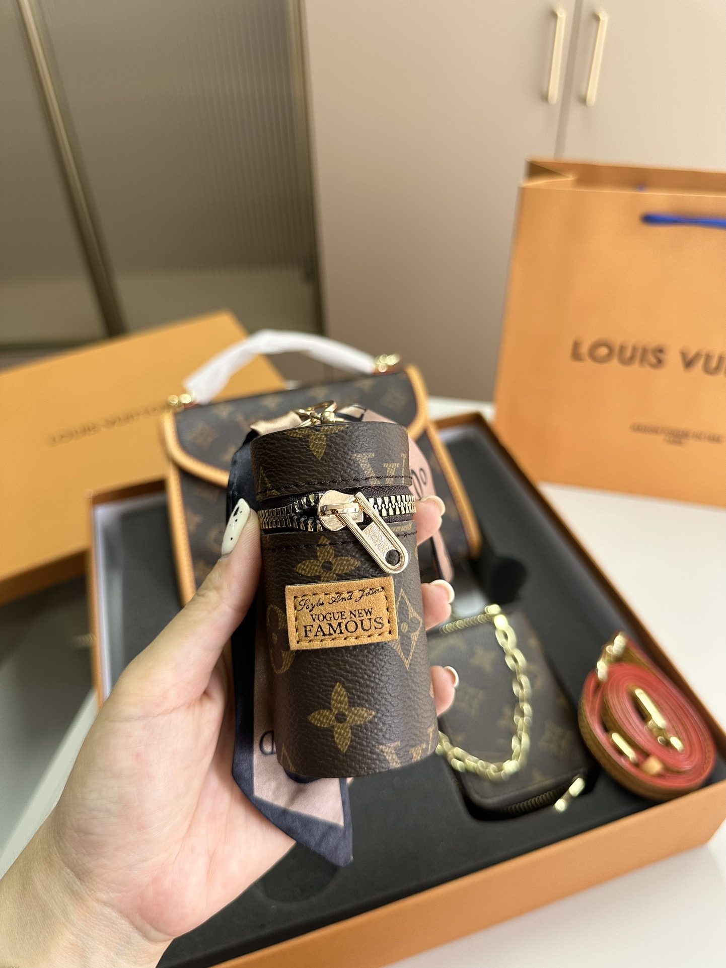 【LOUIS VUITTON】【大人気定番商品】LOUISVUITTON 古い花3点セット お得 - 画像 (9)