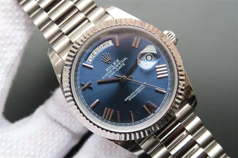 ロレックス デイデイト40 228239 ブルー文字盤 - 画像 (5)
