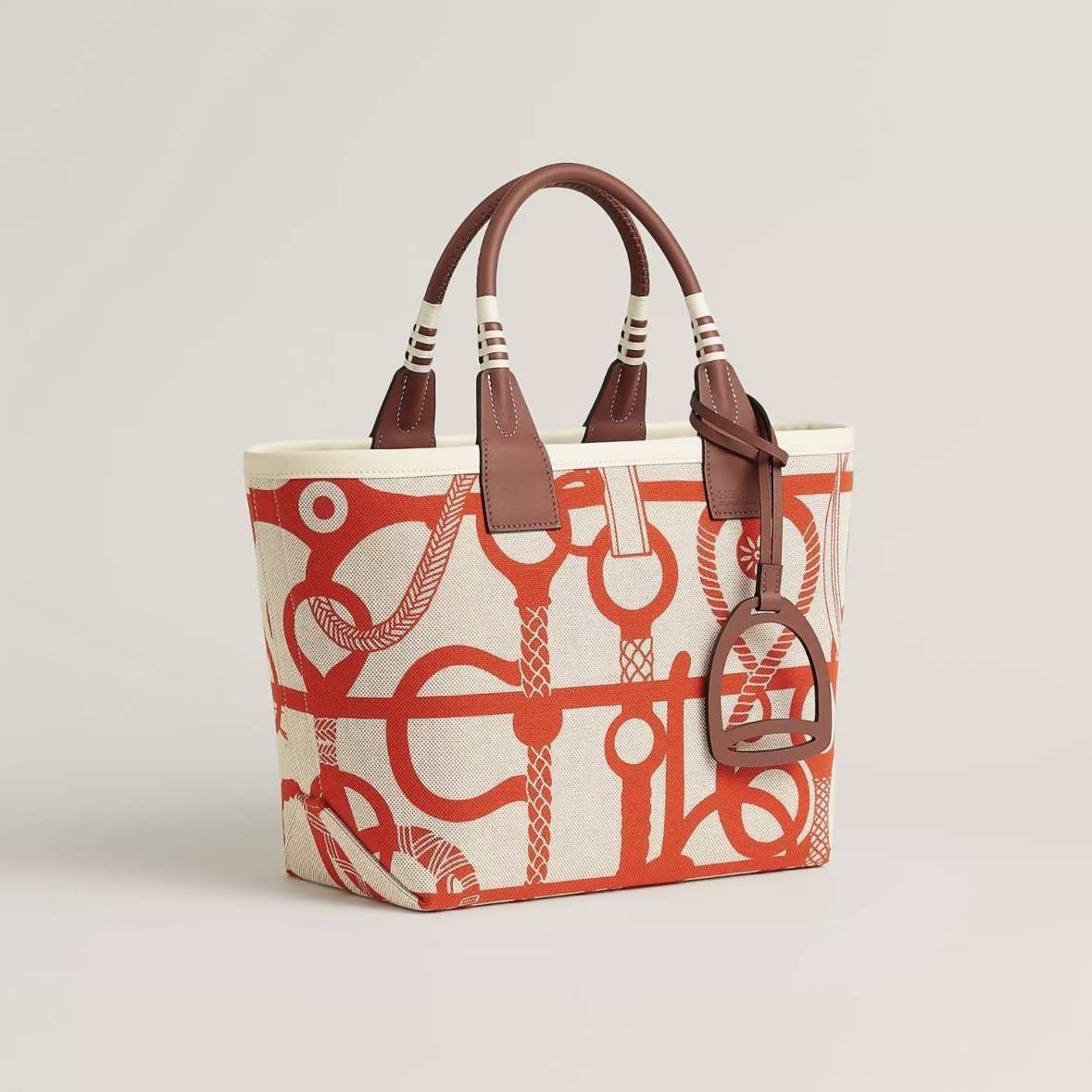 【鮮やかなカラーでフェミニン♡】HERMES Steeple 25バッグ - 画像 (6)