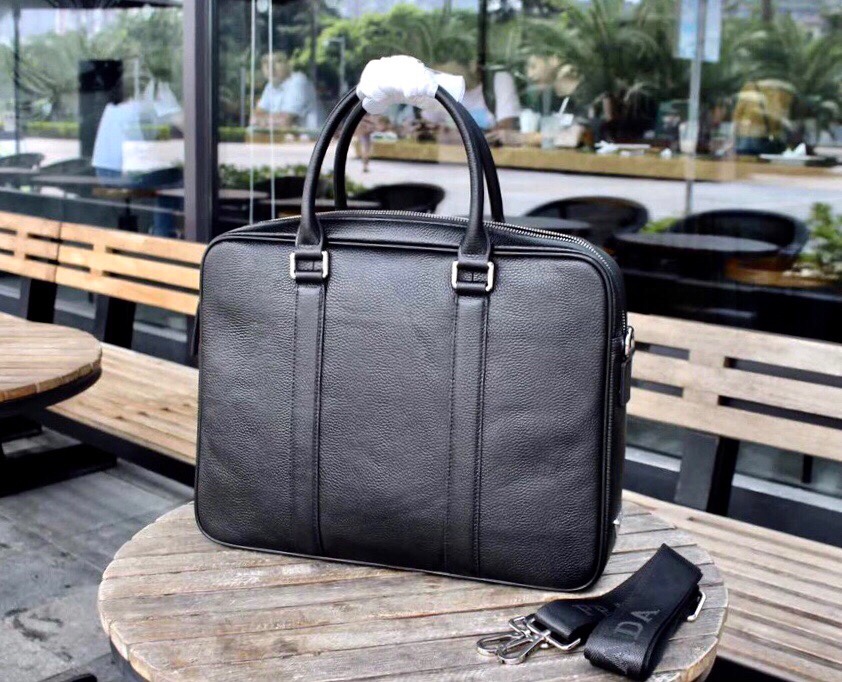 【PRADA 公式 旗艦店】プラダ ブリーフケース 当日出荷 好評に付き再入荷!39*30*6CM - 画像 (2)