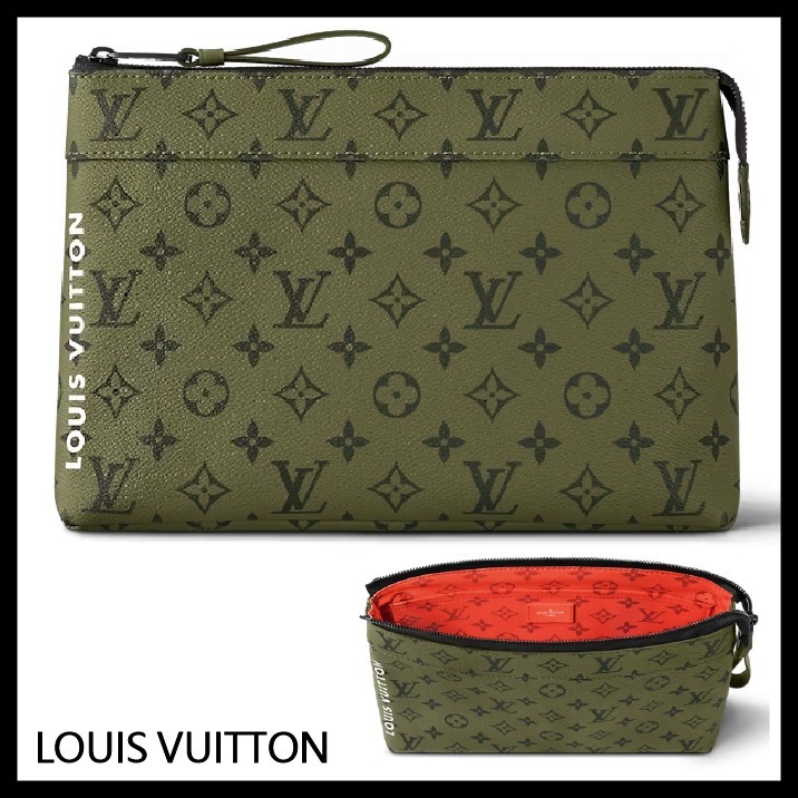 Louis Vuitton ポシェット・ヴォワヤージュ スープル M82800