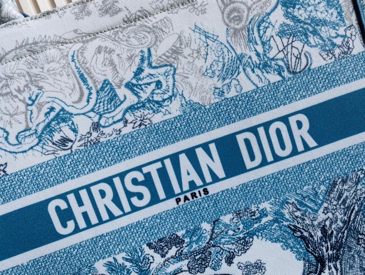 Christian Dior 【ディオール】トートバッグ 36cm - 画像 (8)