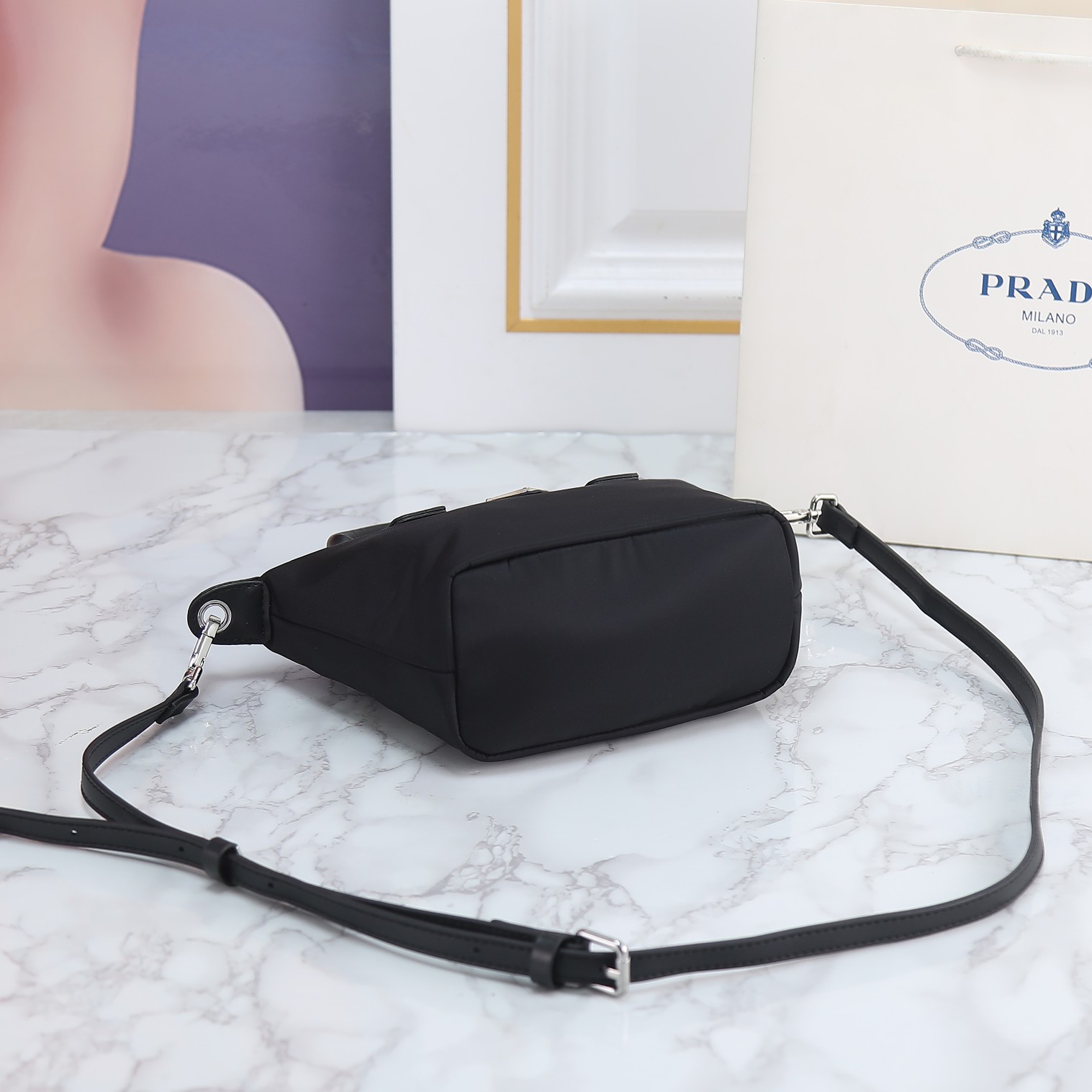 【PRADA 公式 旗艦店】プラダ 斜めがけバッグ 当日出荷 好評に付き再入荷!20*17CM - 画像 (9)