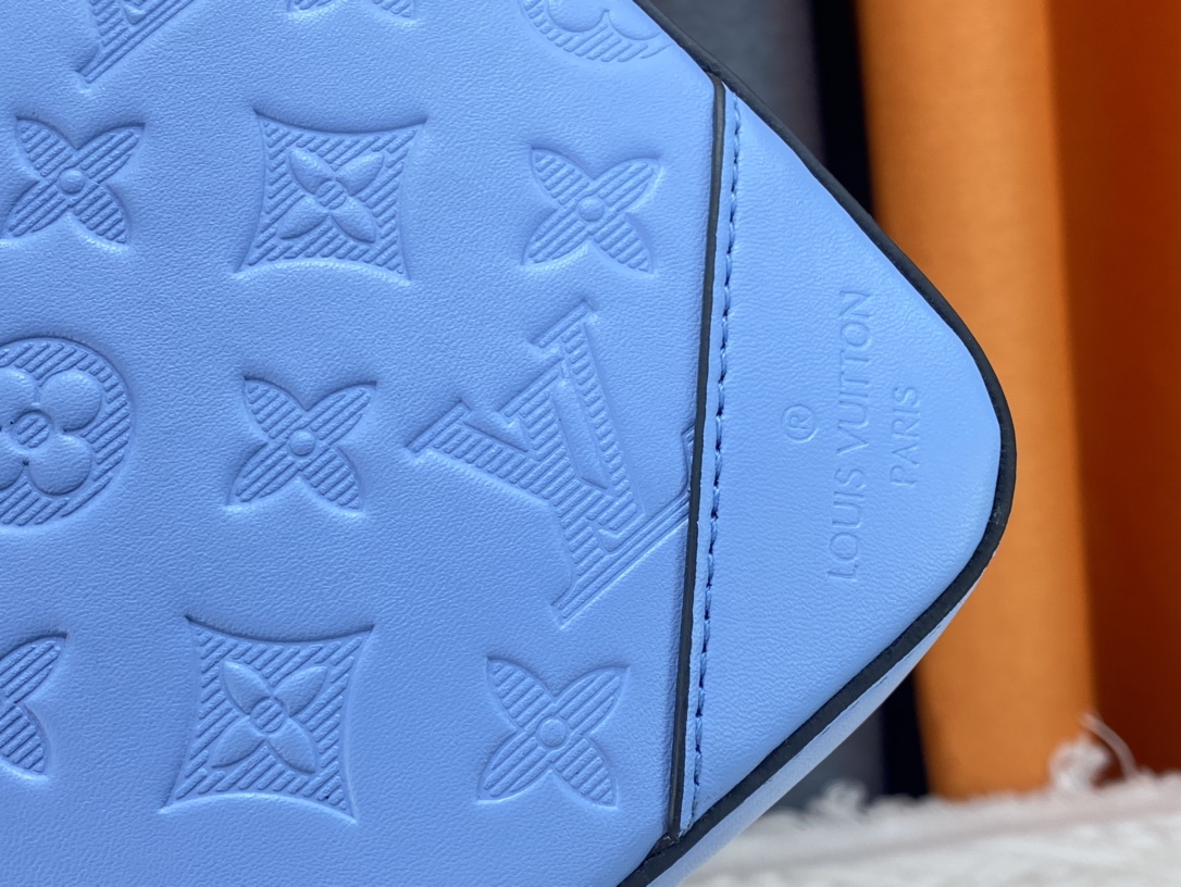 ★Louis Vuitton★フルレザー型押しメッセンジャーバッグ SPRINTER メッセンジャーバッグ M69827 M69443 - 画像 (23)