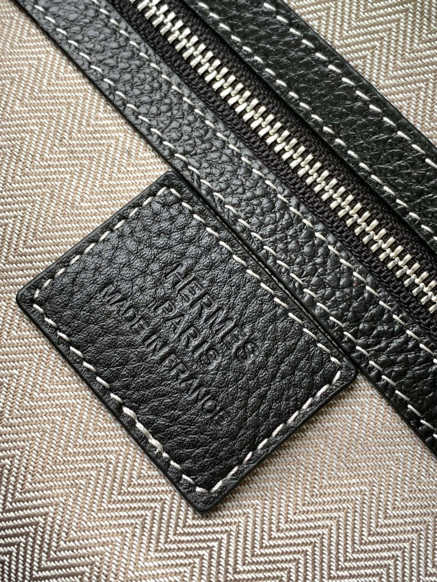 【HERMES 公式旗艦店】エルメス クラッチバッグ 当日出荷 好評に付き再入荷!27*15*10CM - 画像 (7)