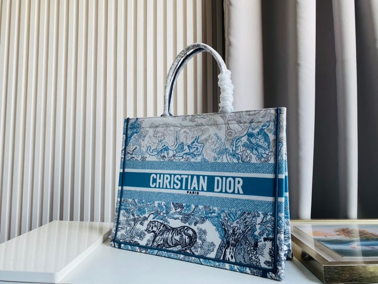 Christian Dior 【ディオール】トートバッグ 36cm - 画像 (4)