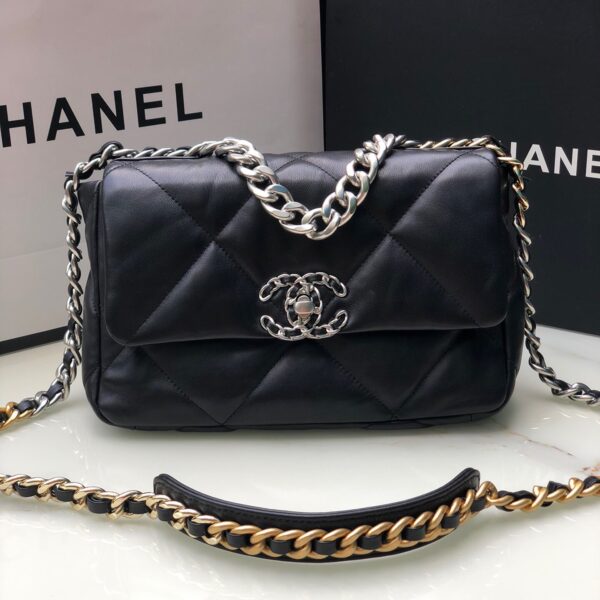 Chanel 19 small 1160