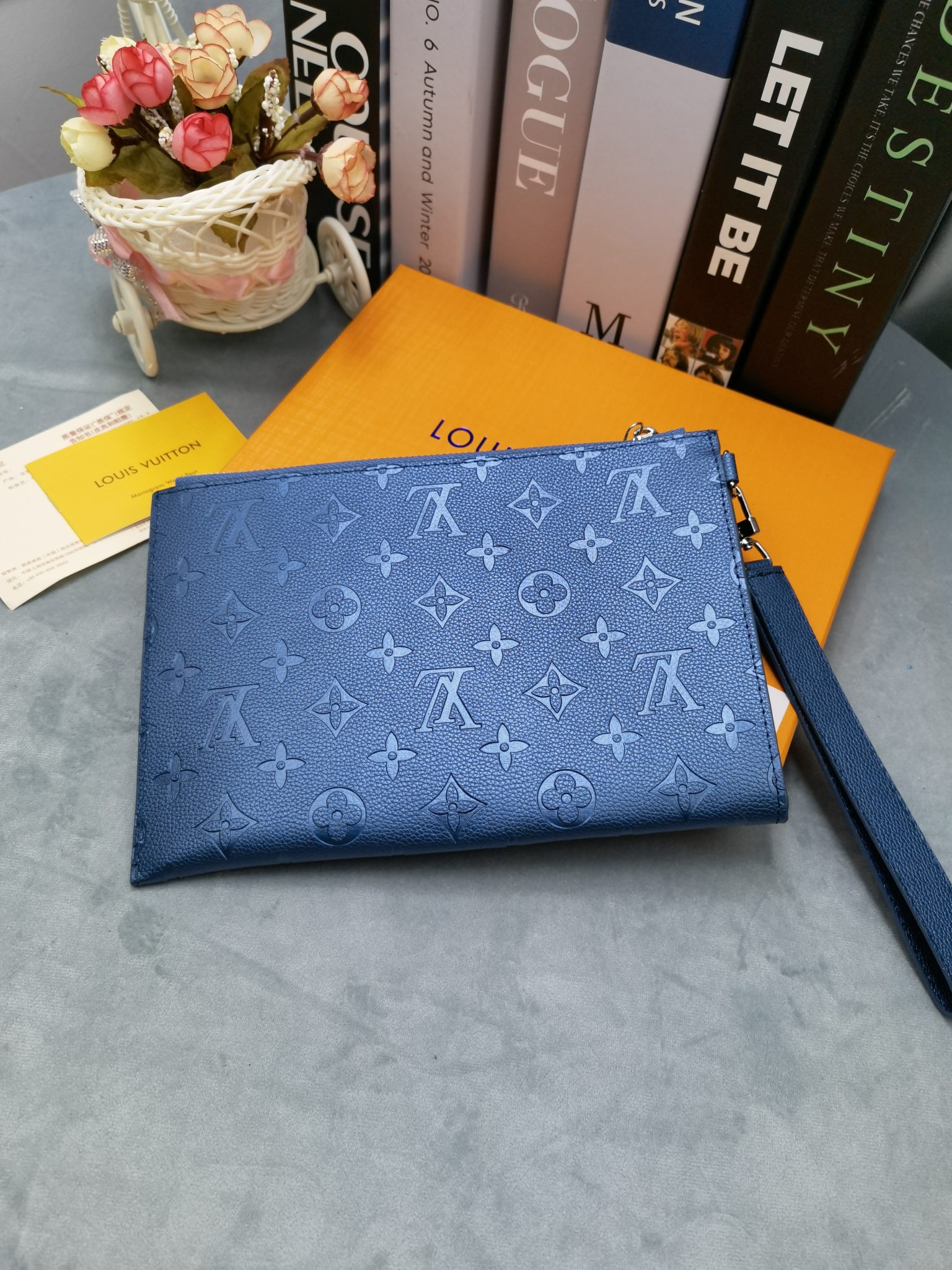 【LOUIS VUITTON】ポシェット・ヴォワヤージュ MM モノグラム - 画像 (3)