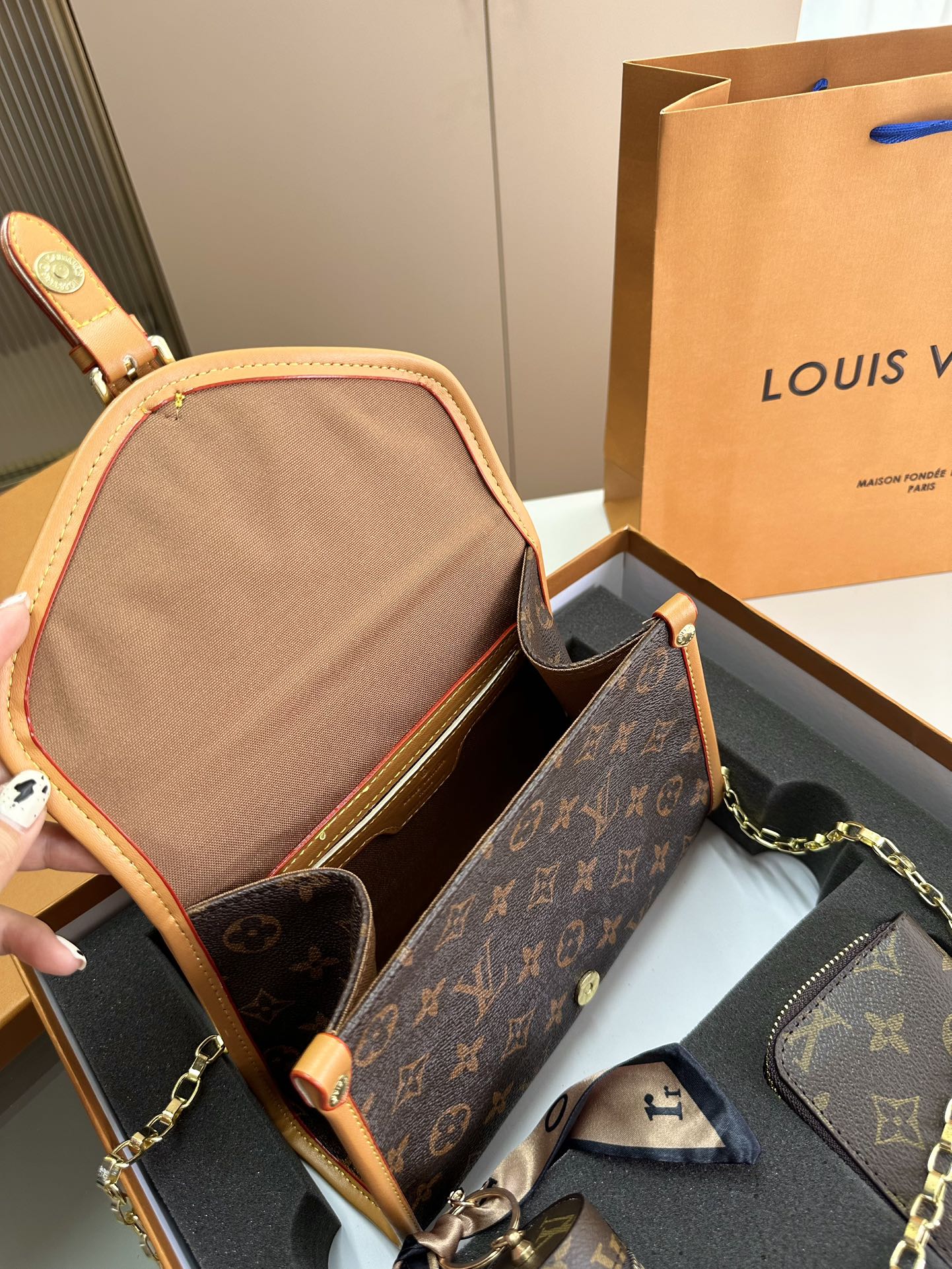 【LOUIS VUITTON】【大人気定番商品】LOUISVUITTON 古い花3点セット お得 - 画像 (6)