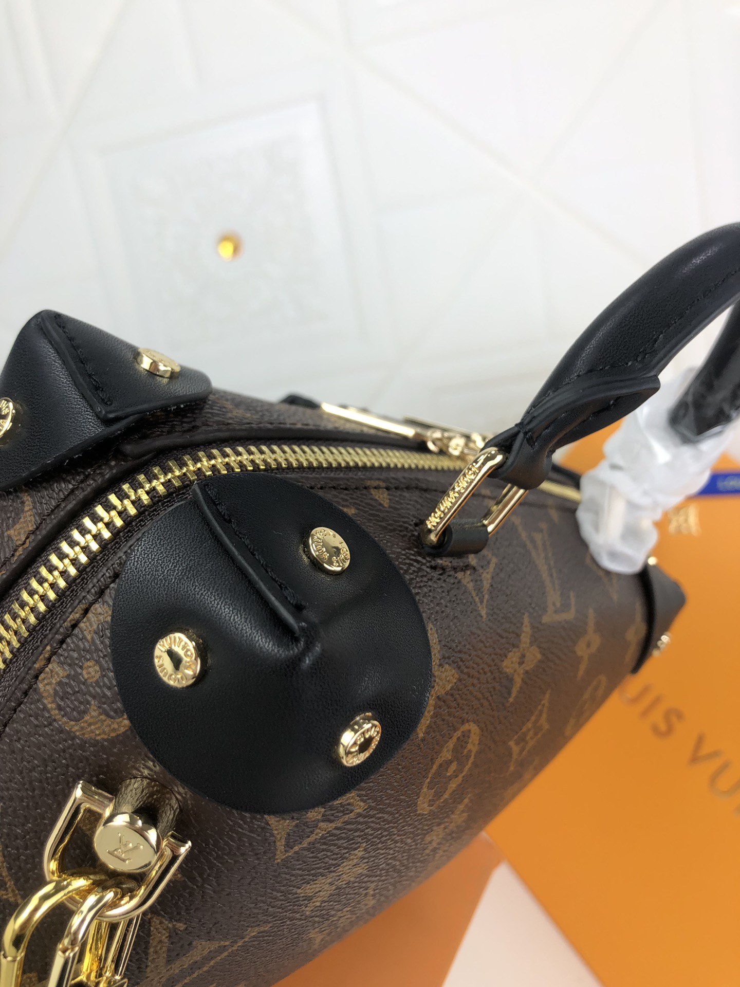 Louis Vuitton (ルイヴィトン)Malletier 20*17*7.5cm - 画像 (6)